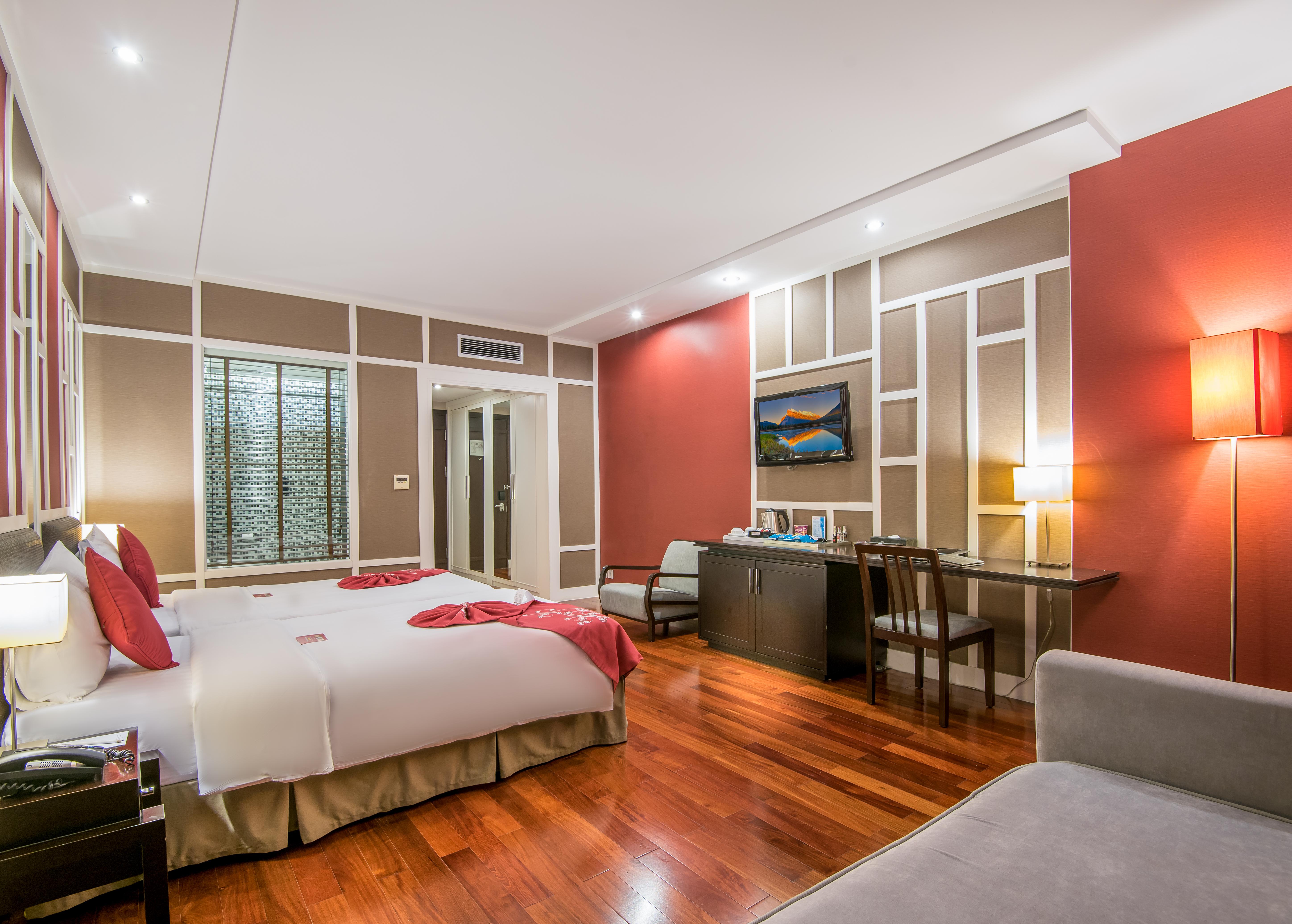 Royal Lotus Hotel Ha Long Esterno foto