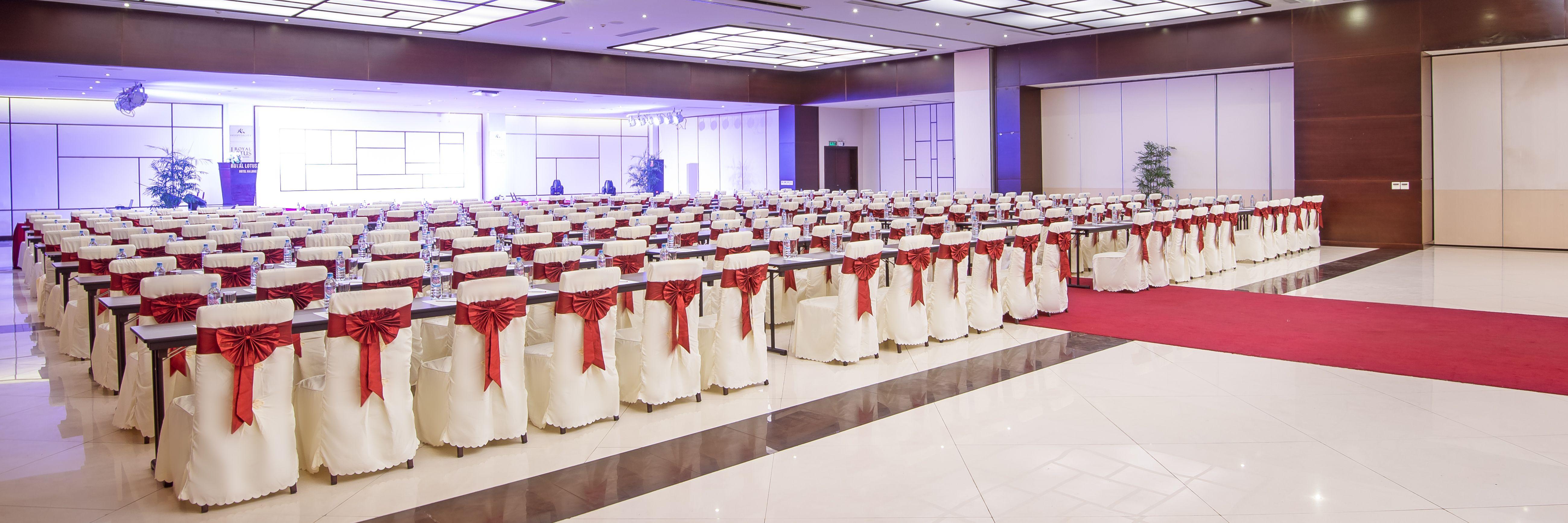 Royal Lotus Hotel Ha Long Esterno foto