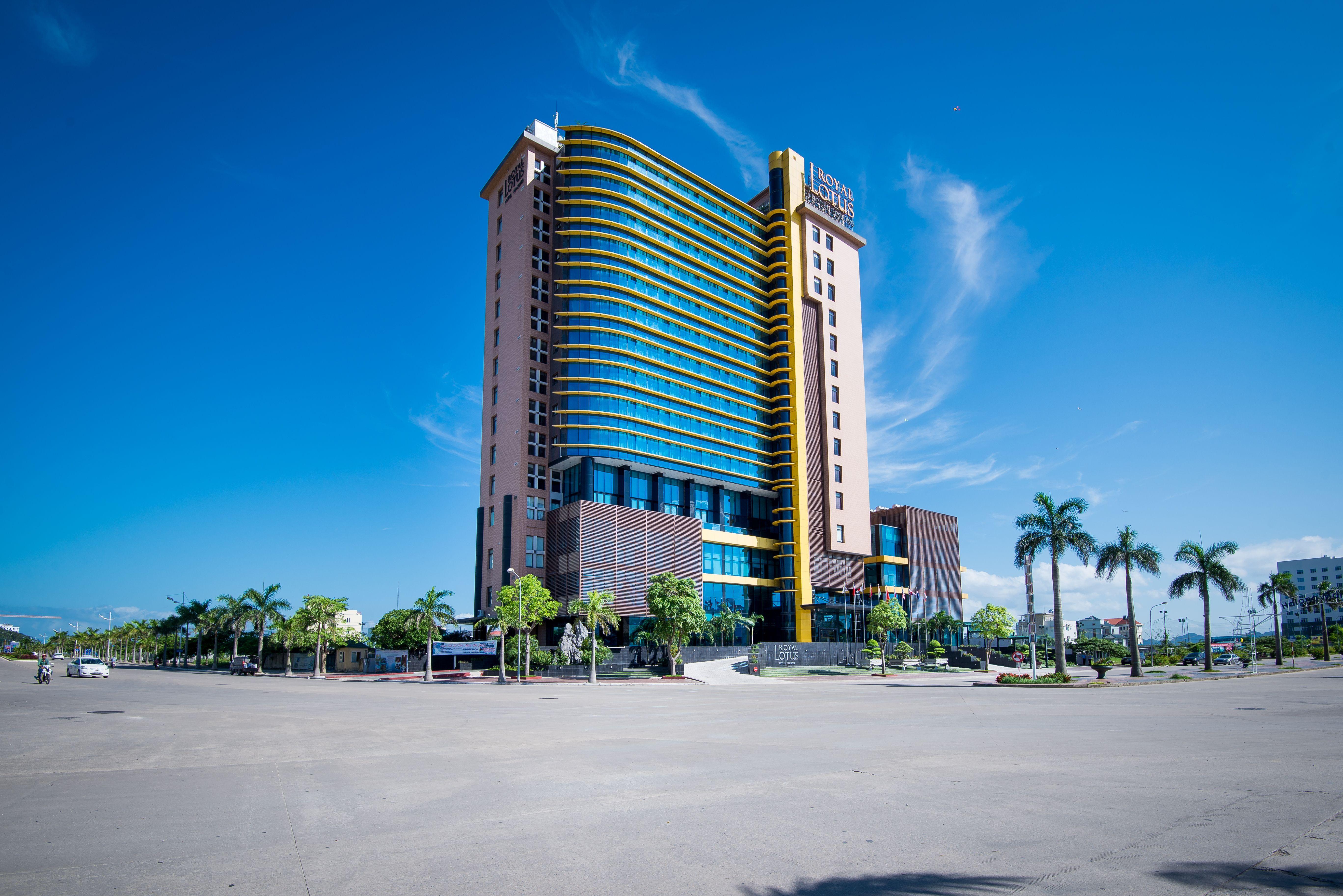 Royal Lotus Hotel Ha Long Esterno foto