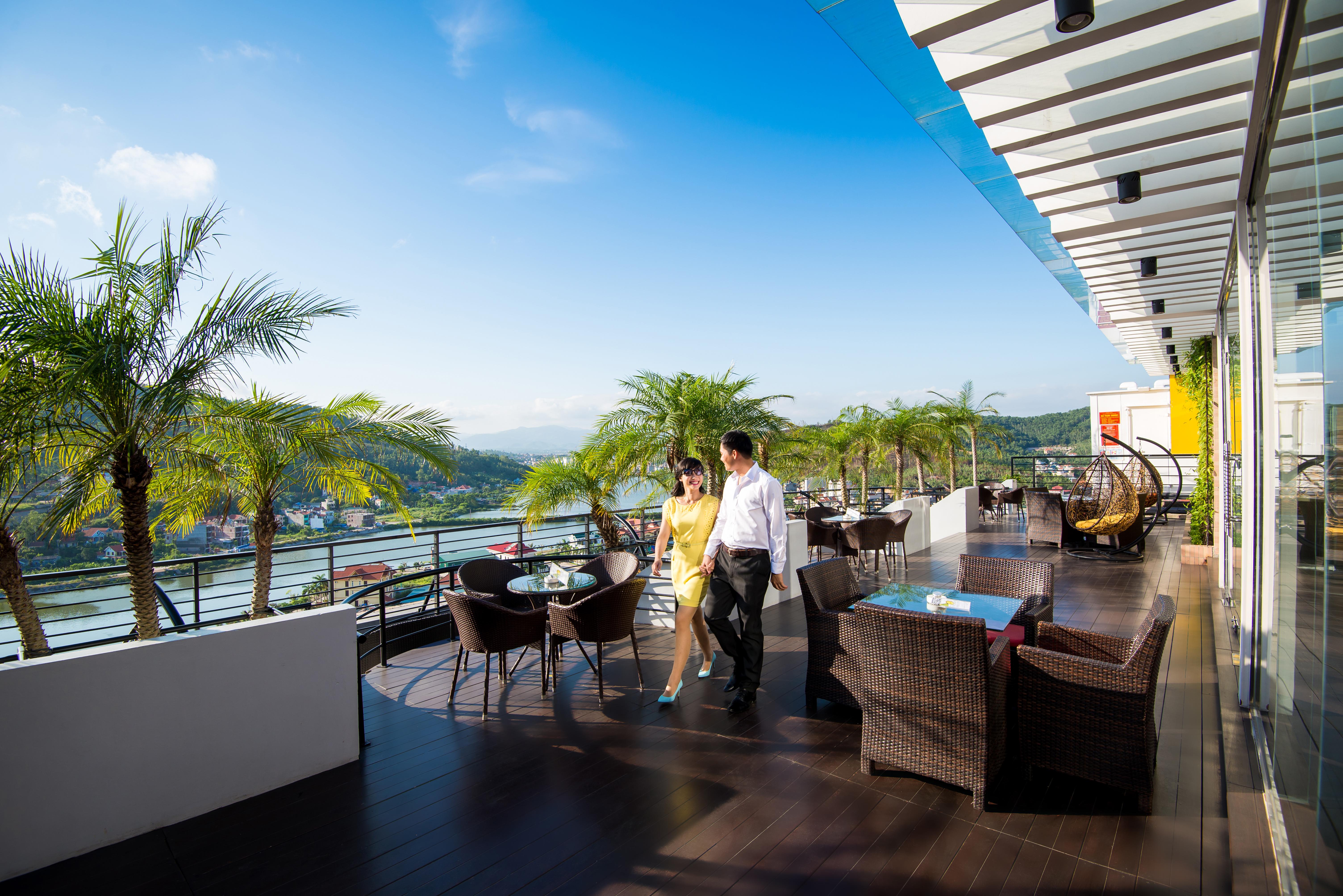 Royal Lotus Hotel Ha Long Esterno foto