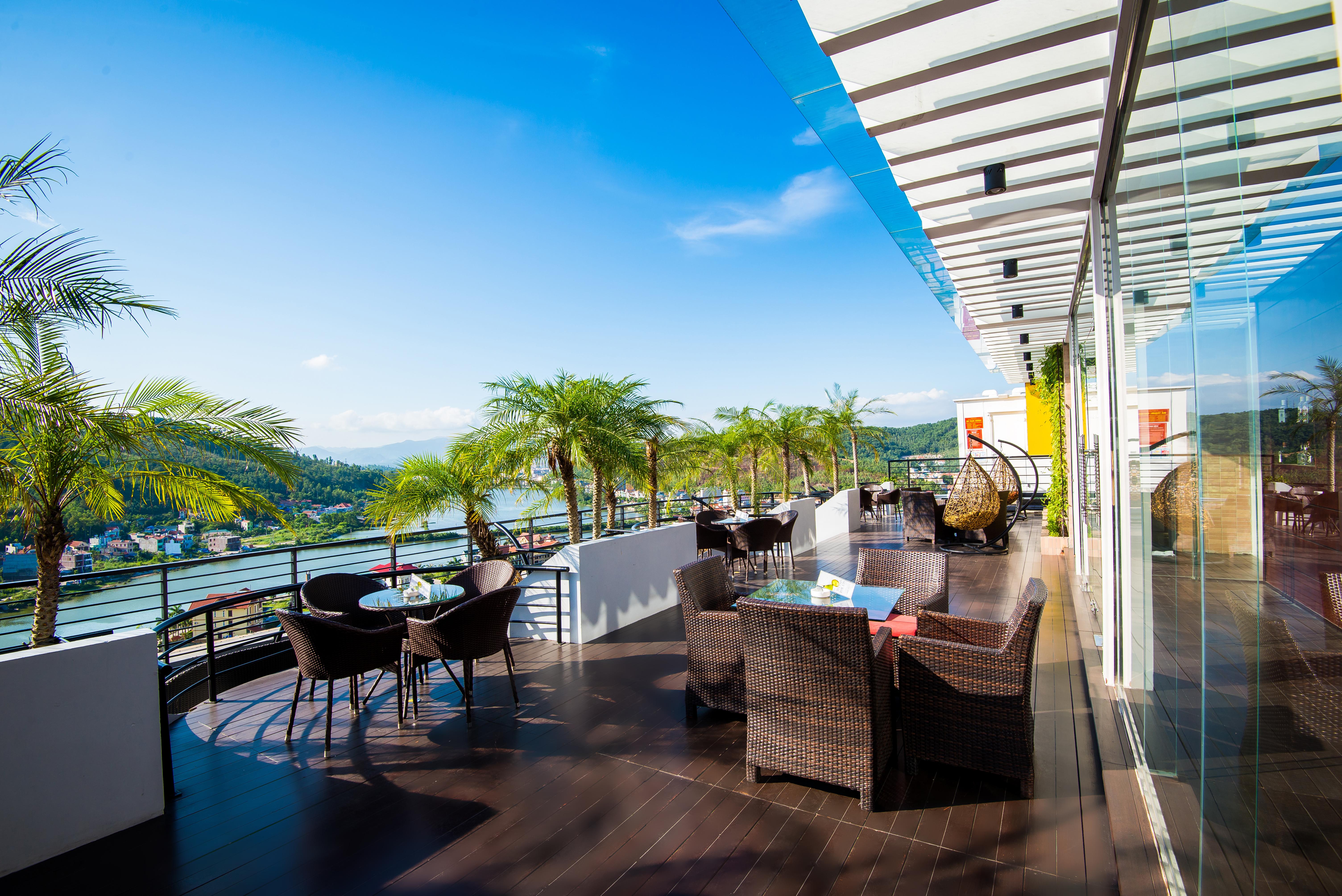 Royal Lotus Hotel Ha Long Esterno foto
