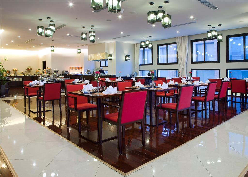 Royal Lotus Hotel Ha Long Esterno foto