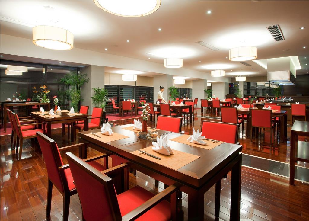 Royal Lotus Hotel Ha Long Esterno foto
