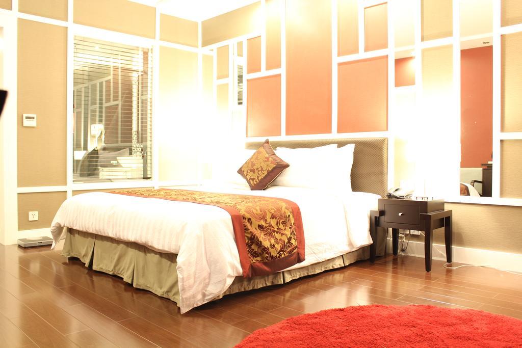 Royal Lotus Hotel Ha Long Esterno foto